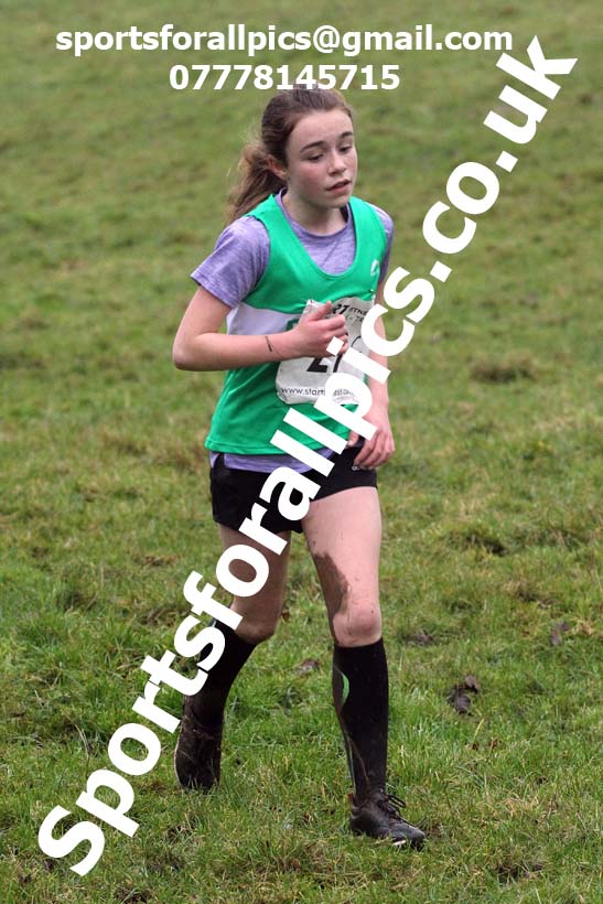Girls under-13s, NECAA Junior Cross Country Relays, Thornley Farm, Peterlee, Saturday, December 12th. Photo: David T. Hewitson/Sports for All Pics